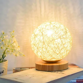 Radošā galda lampa ar Roku Adīt Abažūrs Koksnes Mēness Lampa USB Guļamistabas Mājās, Kāzu Dekorēšana Moonlight Nakts Gaisma